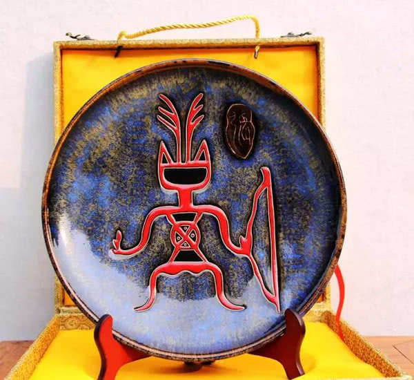 华体会体育hth官方网站_名记:恒大输球新国足受质疑 菜鸟卡纳瓦罗靠谱吗?(图1) hth官网入口