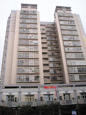 华体会体育hth官方网站-郾城区昆仑路小学举行第七届之夏“展我才艺,秀我风采”艺术节(图1) hth官网入口