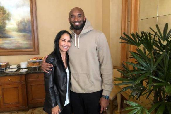 hth官网入口-
科比生前已是商业奇才 他若建立曼巴品牌 有望逾越耐克?(图3) hth官网入口-
科比生前已是商业奇才 他若建立曼巴品牌 有望逾越耐克?(图3)