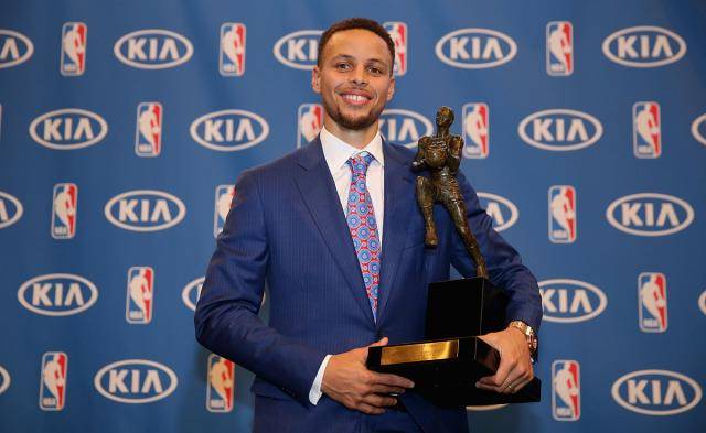 ‘华体会体育hth官方网站’
盘货各阶段学生所喜欢那些的球星 某坤成小学生最爱的“球星”(图6) ‘华体会体育hth官方网站’
盘货各阶段学生所喜欢那些的球星 某坤成小学生最爱的“球星”(图6)