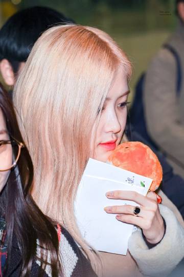 “华体会体育hth官方网站”她出道12年都没名气,如今凭借《香蜜》《延禧攻略》走红(图1) 华体会体育hth官方网站