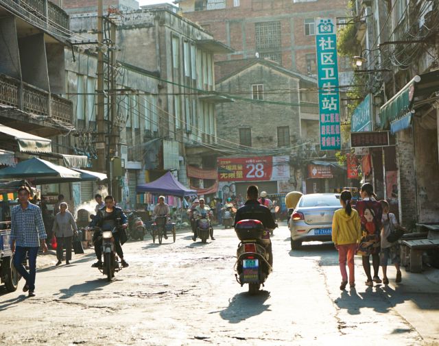 “hth官网入口”侯明昊新剧《人不彪悍枉少年》什么时候播出 在哪里可以看(图1) 华体会体育hth官方网站