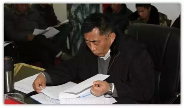 华体会体育hth官方网站:郑州晨阳路学校荣获第三届郑州市青少年诗歌春节晚会最佳舞台表演奖(图2) 华体会体育hth官方网站