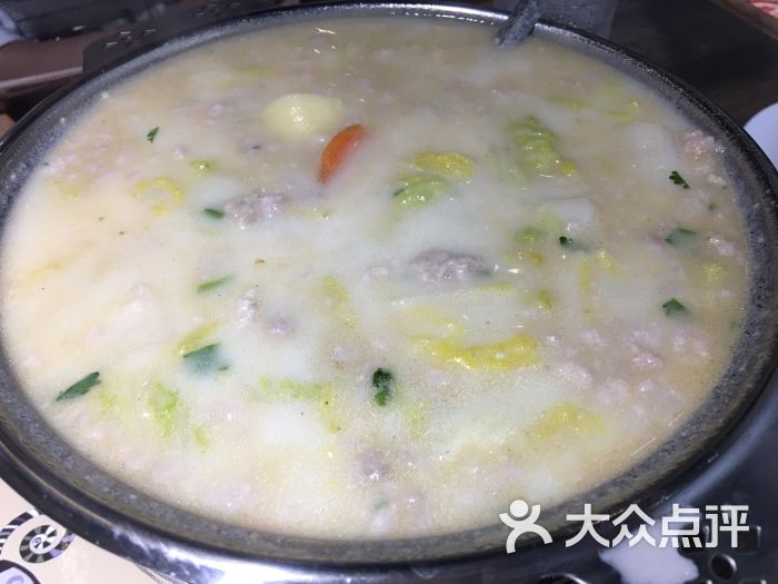 华体会体育hth官方网站:内乡县马山口镇河西村小学开展线上“爱国主义”教育活动(图1) 华体会体育hth官方网站