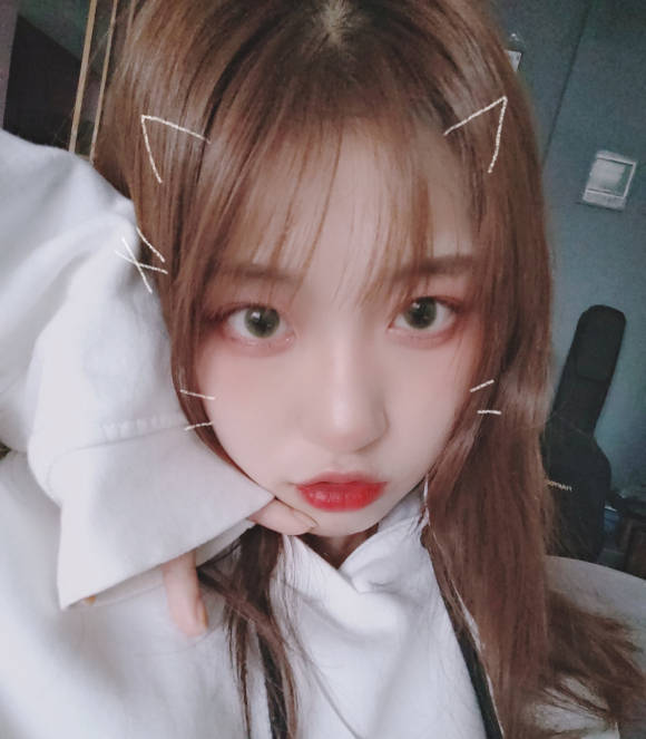 直播行业风潮涌动 新潮直播崛起:一对一直播结交!_华体会体育hth官方网站(图2)
直播行业风潮涌动 新潮直播崛起:一对一直播结交!_华体会体育hth官方网站(图2)