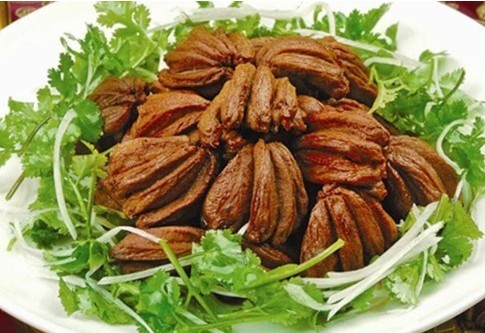 hth官网入口_鹤唳华亭张念之是谁 身为太子妃的她结局却很惨(图1) 华体会体育hth官方网站