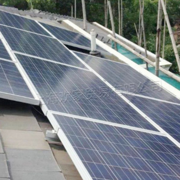 【华体会体育hth官方网站】“红十字书库”走进观音寺镇岳口村完全小学让更多学生从中受益(图2) 华体会体育hth官方网站