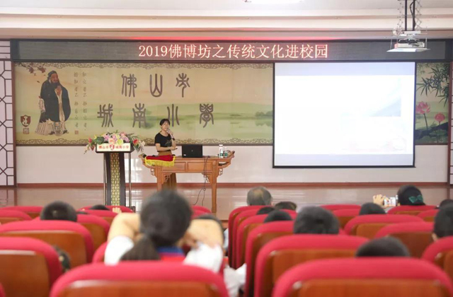 hth官网入口|
不足三百脚感精彩 透气顶级的安踏轻骑兵实战测评到底如何?(图1) hth官网入口