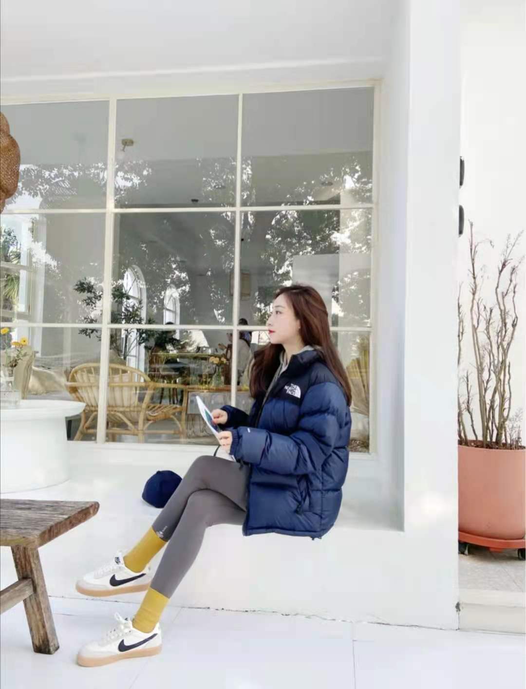 
北面羽绒服搭配什么裤子悦目：华体会体育hth官方网站(图4)