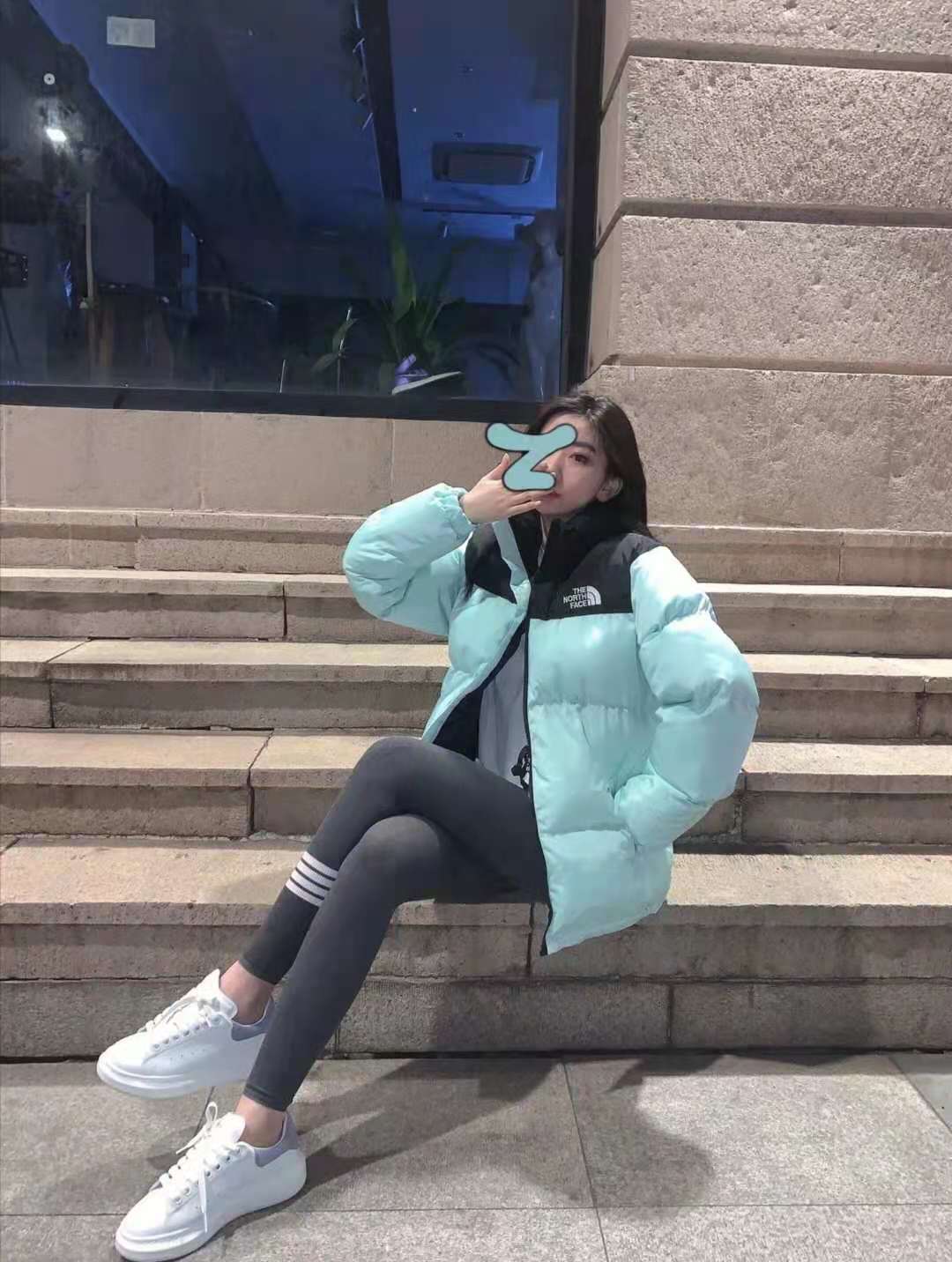 
北面羽绒服搭配什么裤子悦目：华体会体育hth官方网站(图7)