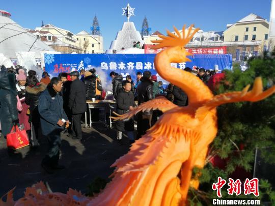 “hth官网入口”《香蜜》群像曝光 杨紫邓伦千年真情为爱而生(图4) 华体会体育hth官方网站