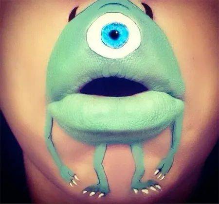 
【设计师】嘴部的搞怪化妆 联合动画人物 形成别开生面的艺术品“华体会体育hth官方网站”(图4)