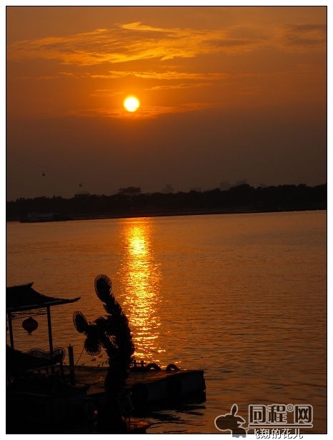 hth官网入口:
足坛肌肉男真不少 可是跟NBA球星比力 他们都是弟弟(图3) 华体会体育hth官方网站