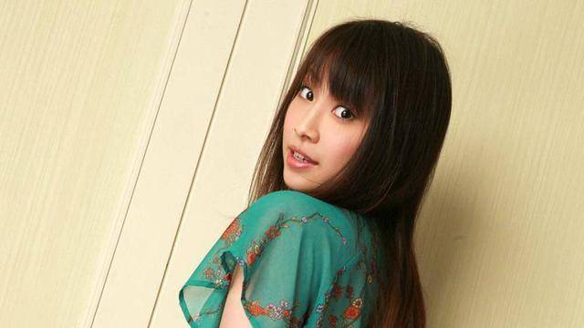 【华体会体育hth官方网站】
日本体坛颜值最高的五位女运发动 一人因发育太快 无奈退役(图6)