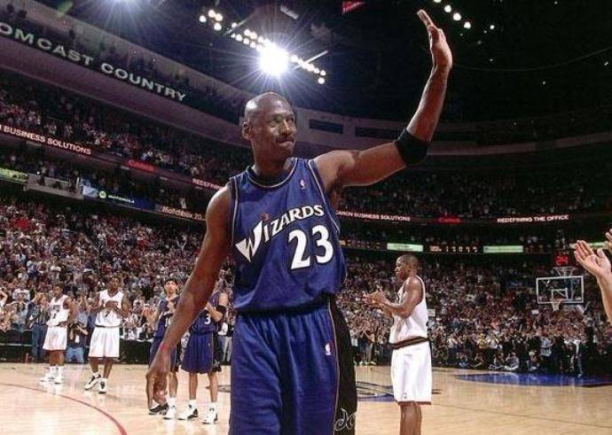 ‘hth官网入口’
最年轻全明星首发是科比 那最老全明星首发是谁？(图7)